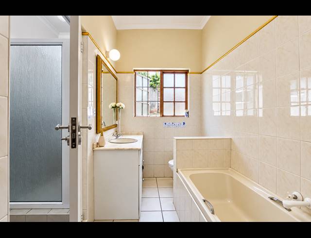 3 BEDROOM FREEHOLD FOR SALE IN FAERIE GLEN
